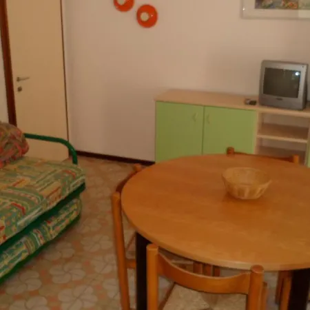 Camelie 9 Lägenhet Lignano Sabbiadoro