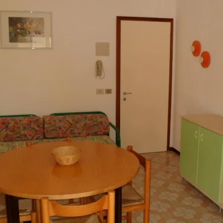 Camelie 9 Apartment